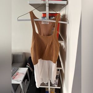 Cute work top never been worn before